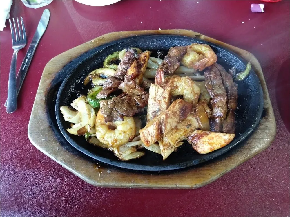 Trio Fajitas